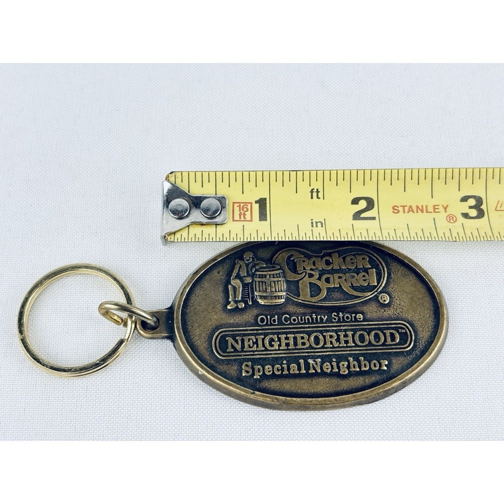 Cracker‎ Barrel Neighborhood Special Neighbor Metal Keychain Brass Country - Picture 7 of 7